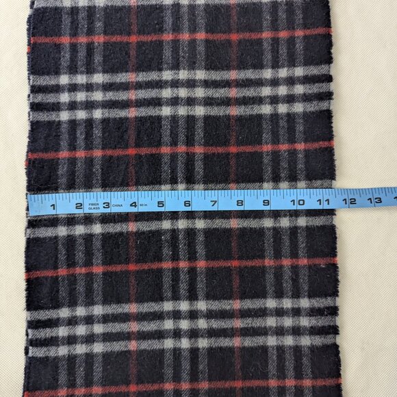 Burberry's Designer Lambswool Scarf Blue – Unisex – Timeless Cold Weather Wear - Picture 7 of 7